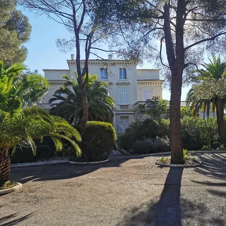 Apartment Eden Palladio Appt 2 Ch Front De Acces Direct A La Saint-Raphael (Var)